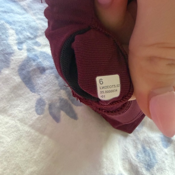 Lululemon Energy Bra - Picture 3 of 3